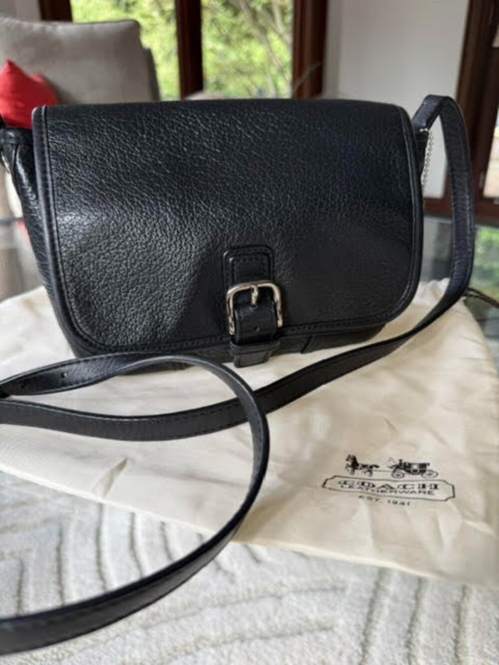 COACH Hadley Black Luxe Grain Leather Field Bag EUC